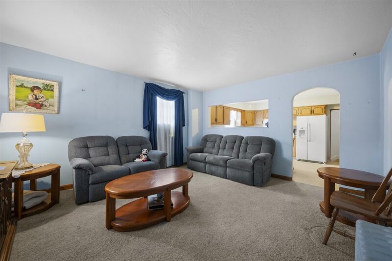 107 Cavitt ave — photo 4