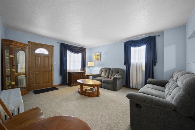 107 Cavitt ave — photo 5