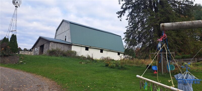 252 Moore Rd — photo 4
