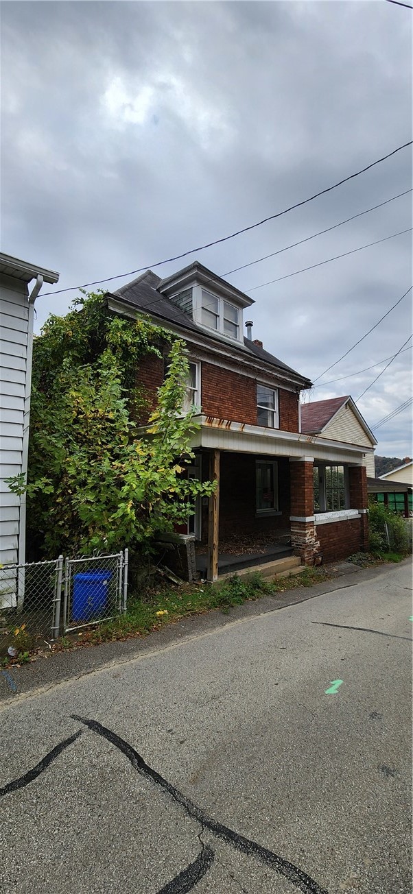 542 Franklin St. — photo 8