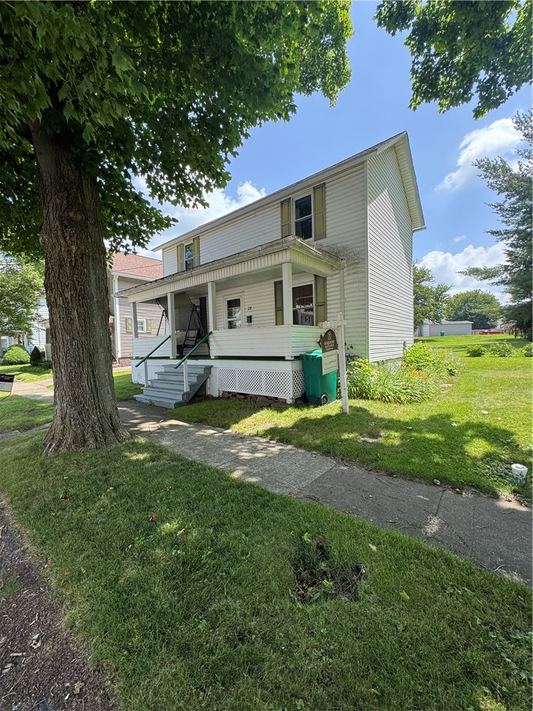 28 Railroad Ave — photo 2