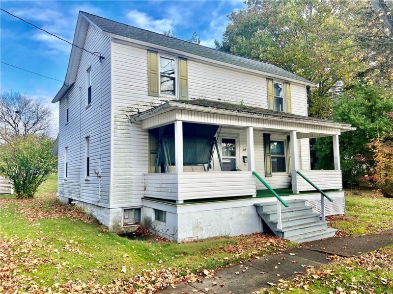28 Railroad Ave — photo 3