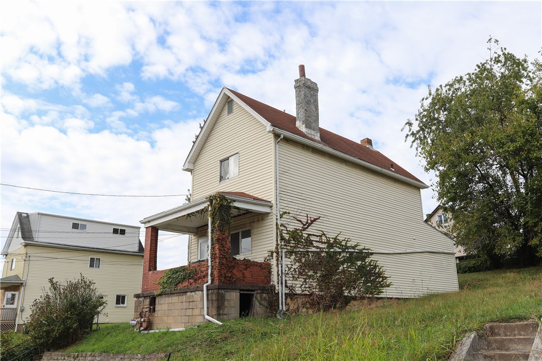 906 Florence Ave — photo 1