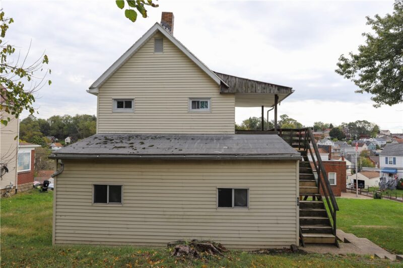 906 Florence Ave — photo 2