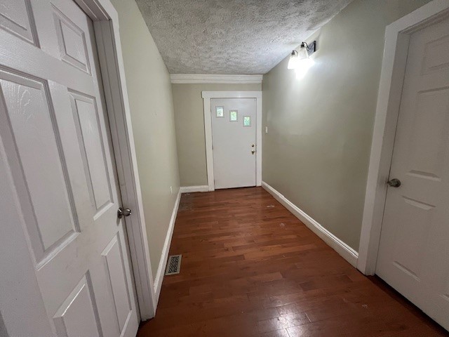 5582 Pocusset St — photo 2