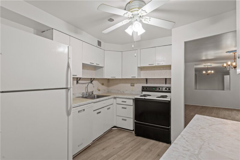 4625 Fifth Avenue 209 — photo 5