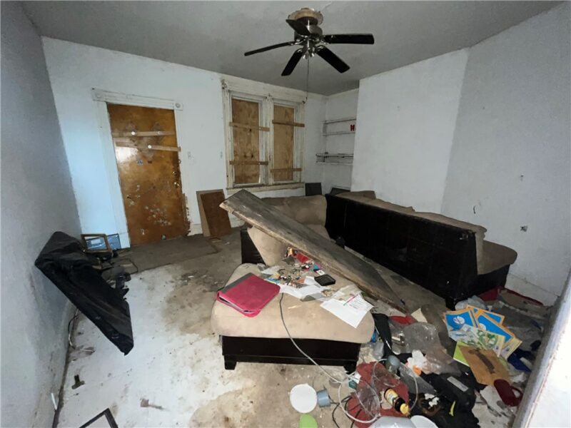 1515 Ridge Ave — photo 3