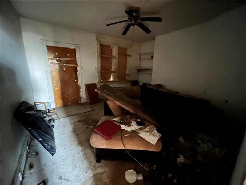 1515 Ridge Ave — photo 4