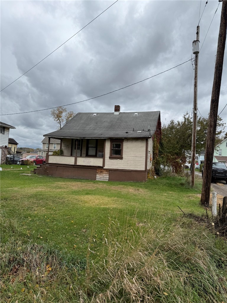 220 E Jackson St — photo 2