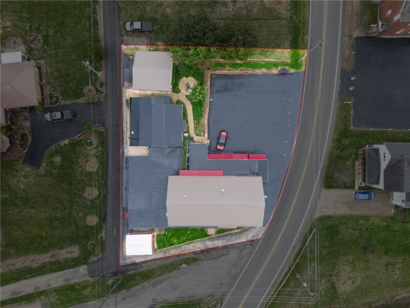 608 N Chestnut St — photo 3