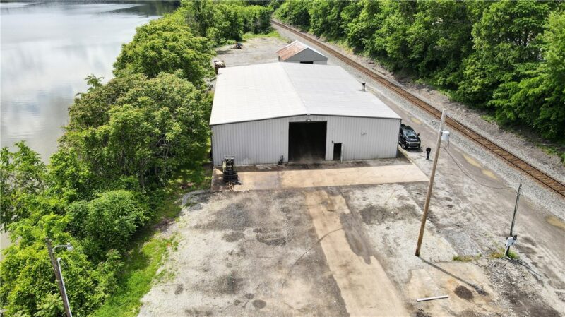 736 Front St — photo 7