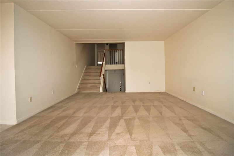 1150 BOWER HILL 918B — photo 6
