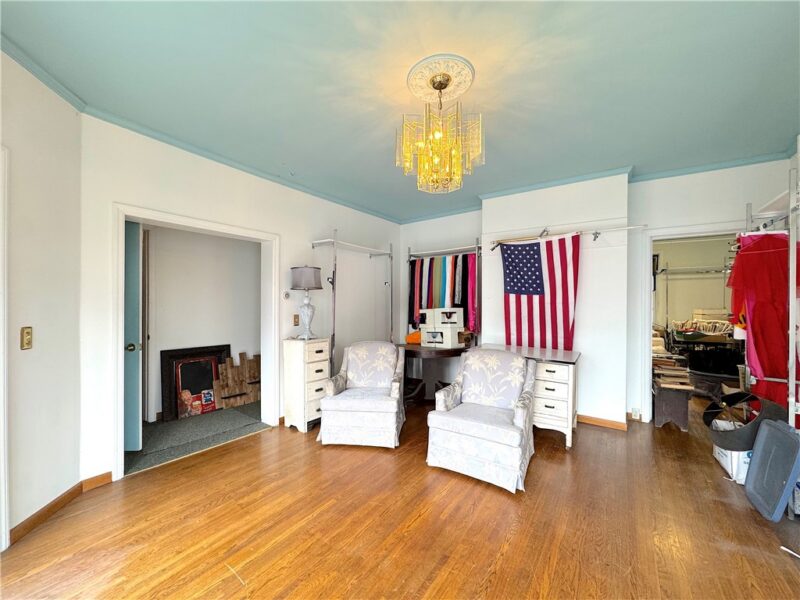 439 S Maple Ave — photo 8