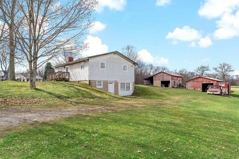 150 Jo Deener Dr — photo 3