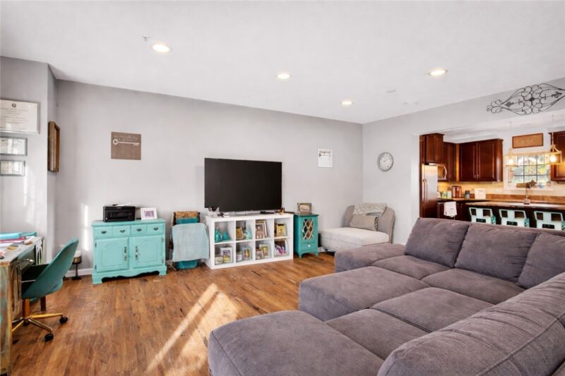 120 John Street — photo 3