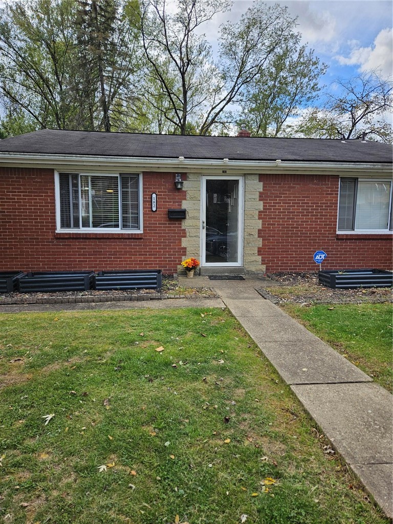 182 Rosewood Drive — photo 2