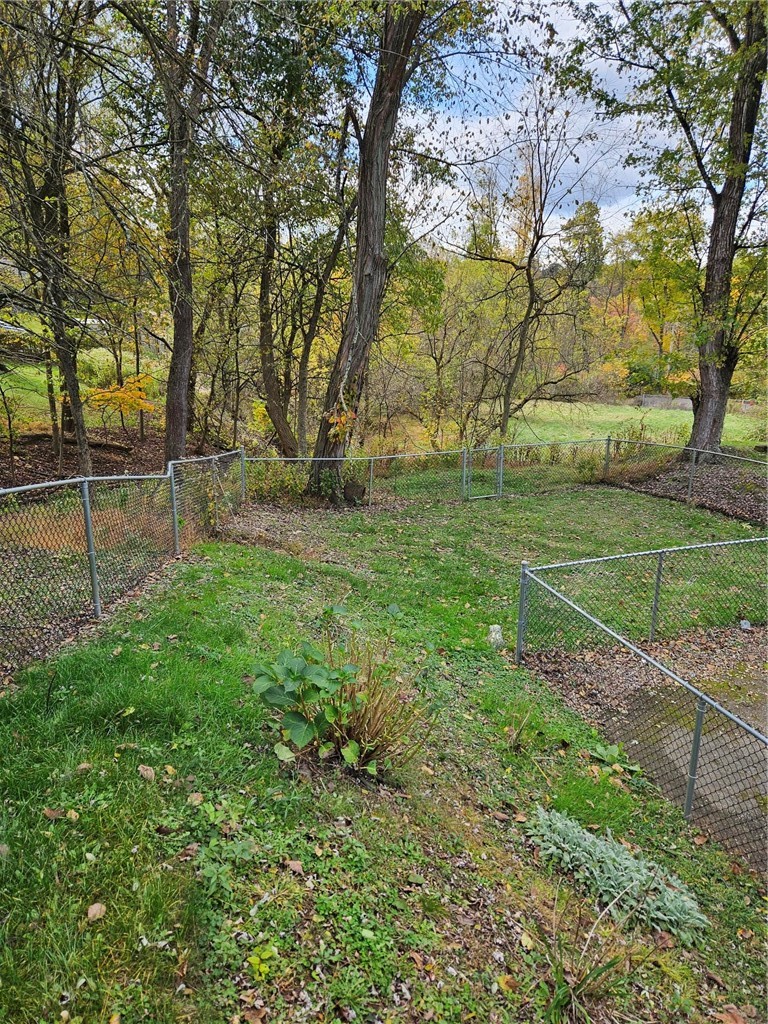 182 Rosewood Drive — photo 8