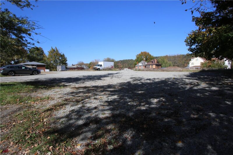 717 Lincoln Street (corner of 9th) — photo 5