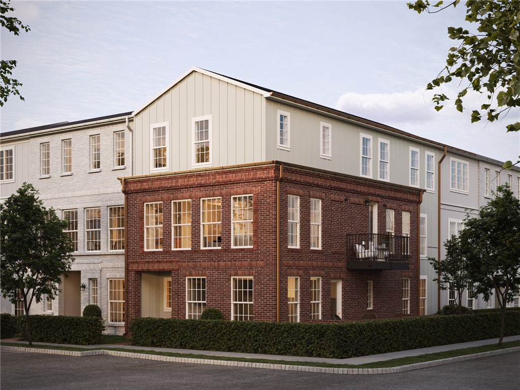 901 Strand Street — photo 1