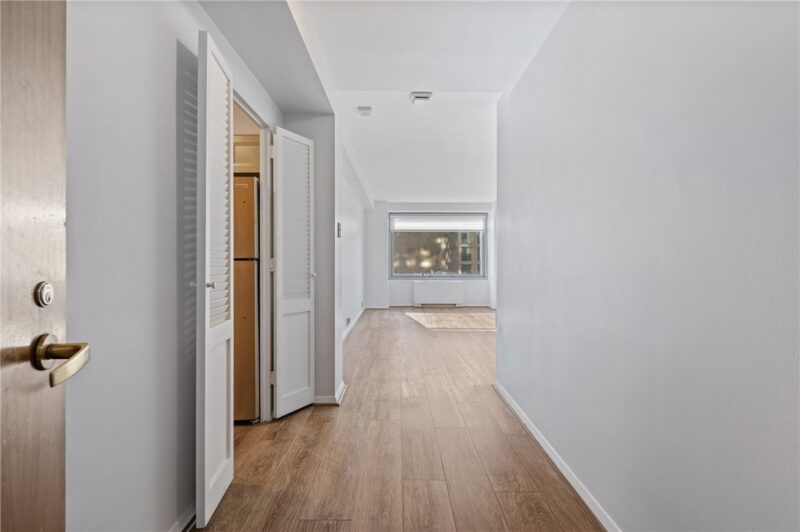 320 Fort Duquesne Blvd. 11-O — photo 5