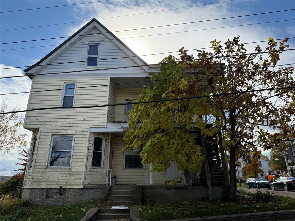 104 E CHURCH AVENUE — photo 1