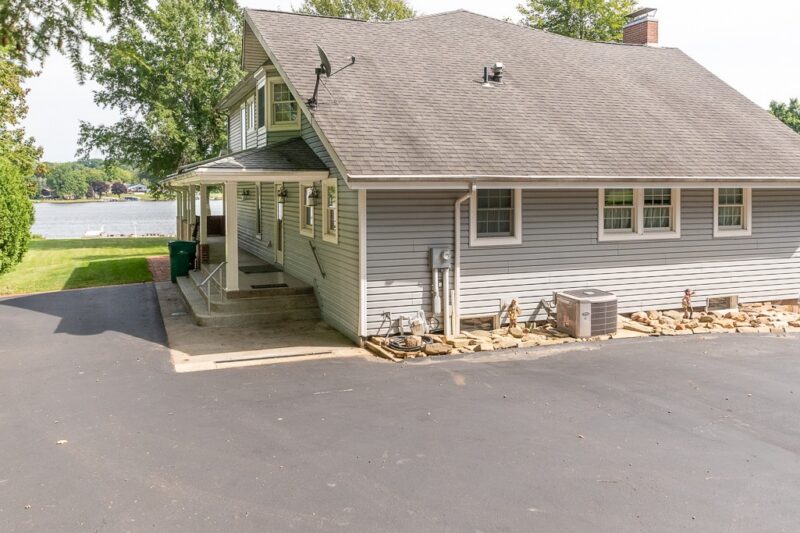 910 Latonka Drive — photo 8