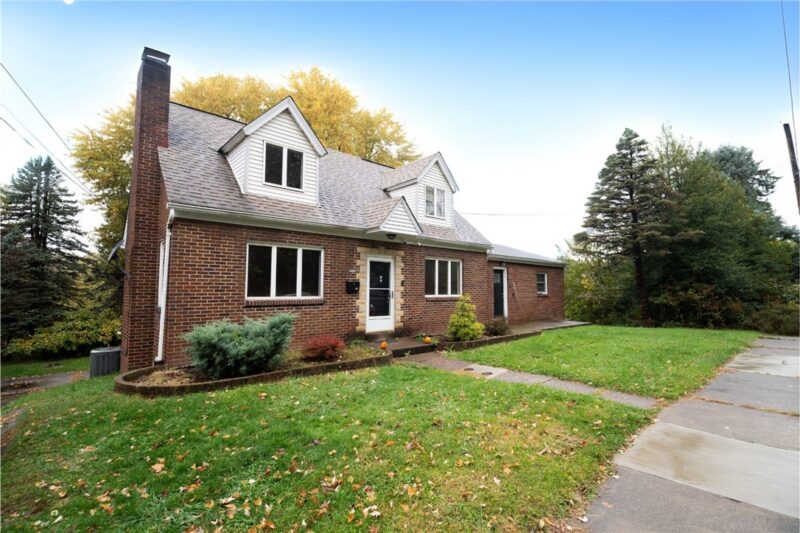 1253 Lakewood Ave — photo 2