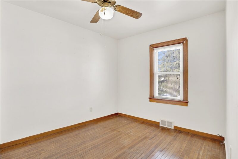 2065 Brodhead Rd — photo 7