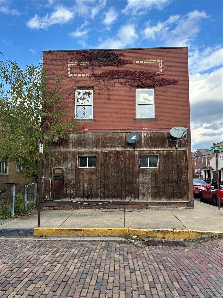 200 Copeland Street — photo 4