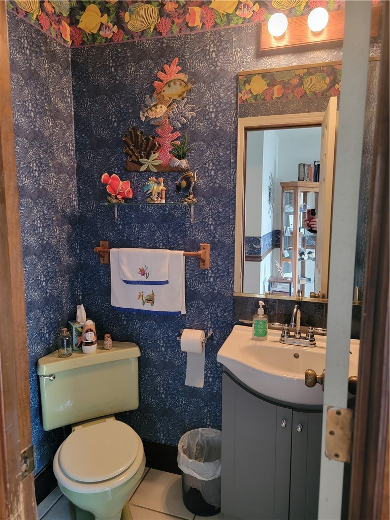 2110 Kenneth Ave — photo 6
