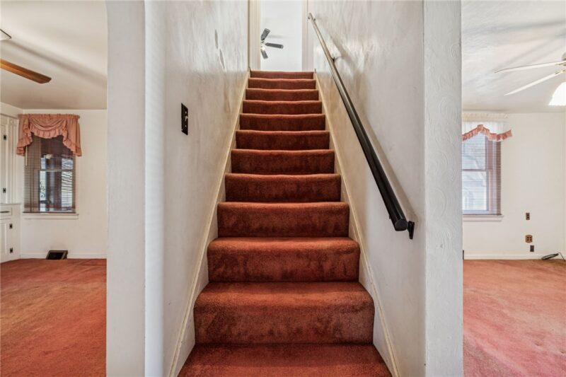 1280 Armstrong Street — photo 4
