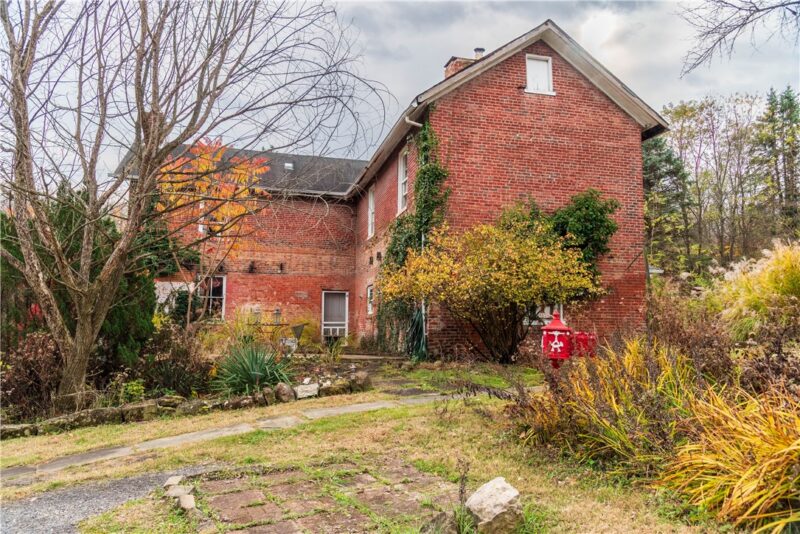 50 Tarr Heights Dr — photo 3