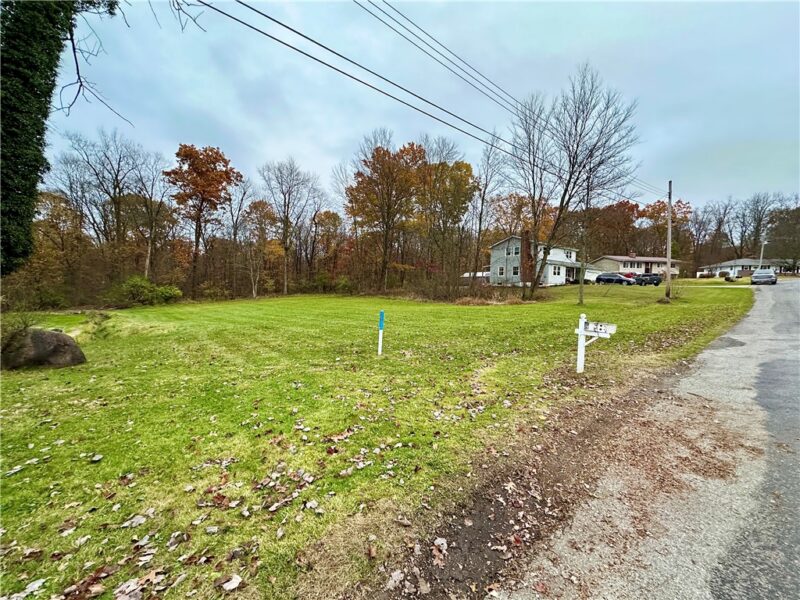 00 Lilac Dr — photo 2