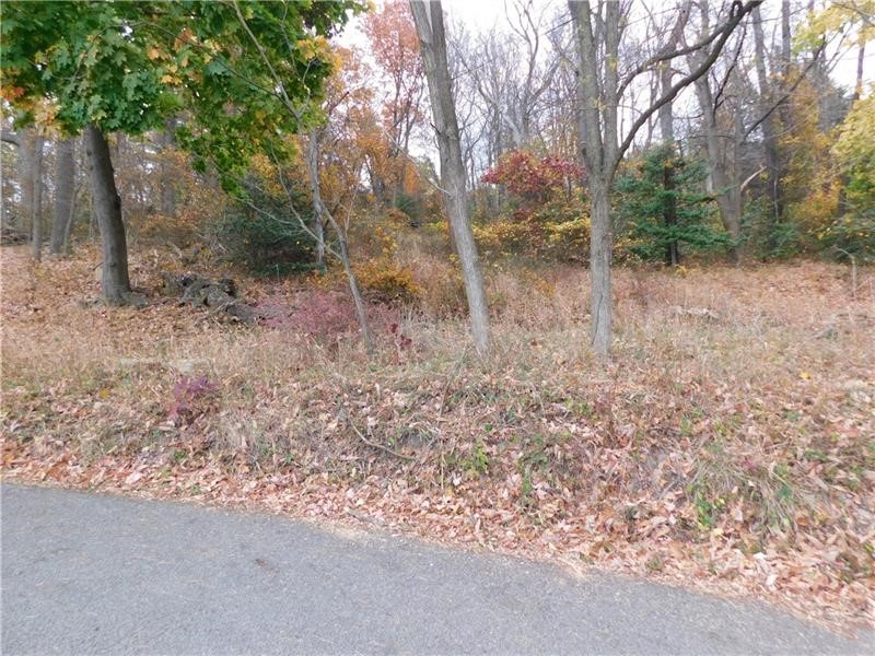 235 Maple Lane — photo 3