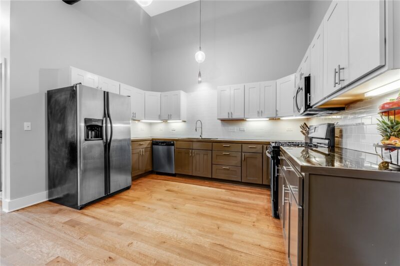 10 Walnut St 7 — photo 5