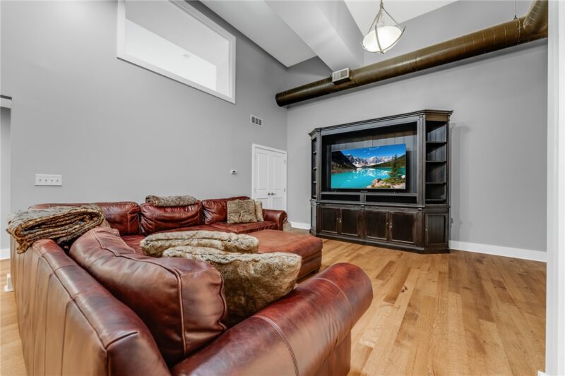 10 Walnut St 7 — photo 6