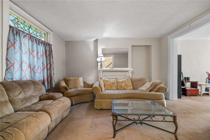 118 Carrick — photo 4