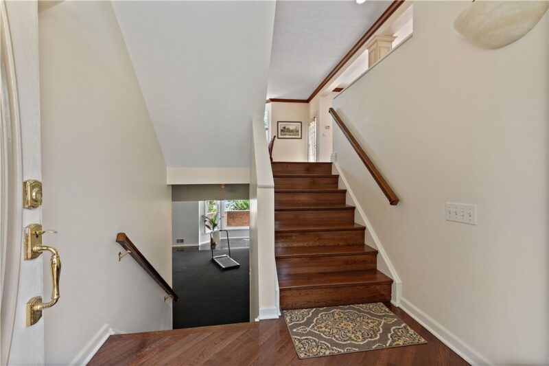 88 Waterfront Dr — photo 3