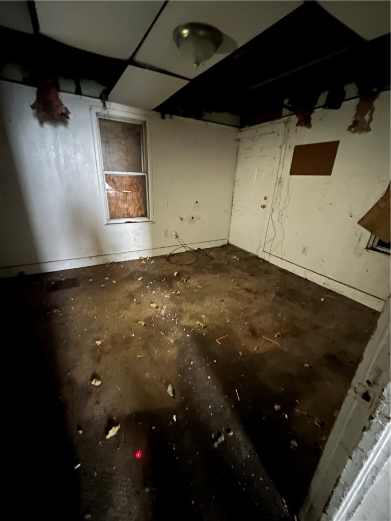 1204 Sutherland St — photo 7