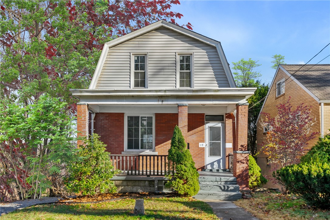17 Marwood Ave — photo 1