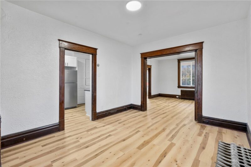 17 Marwood Ave — photo 8