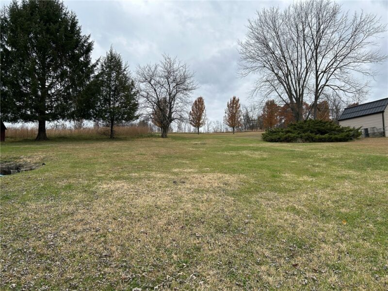389 Rural Valley Rd — photo 4