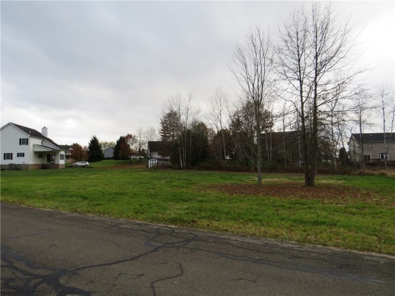 35 Teaberry Lane — photo 2