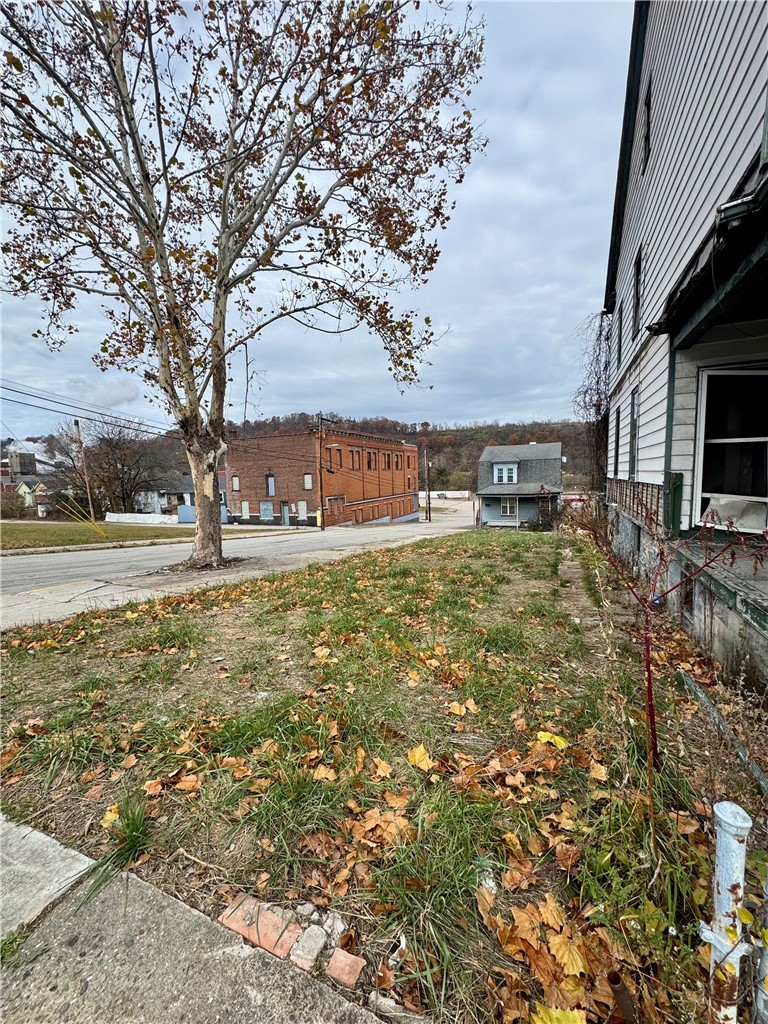 181 Schoonmaker Ave — photo 2
