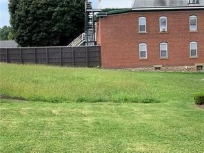 125 W Peach Street — photo 2
