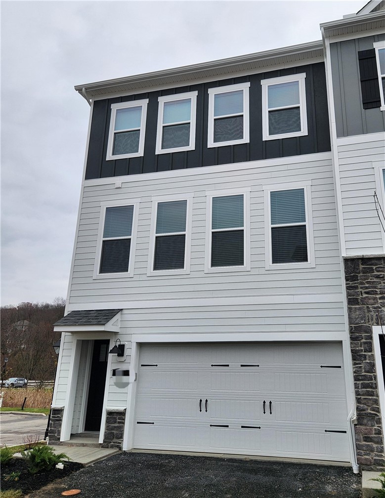411 Harmon Court 40 — photo 1