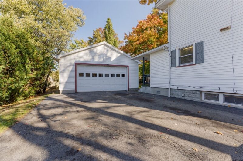 841 Highland Rd — photo 5