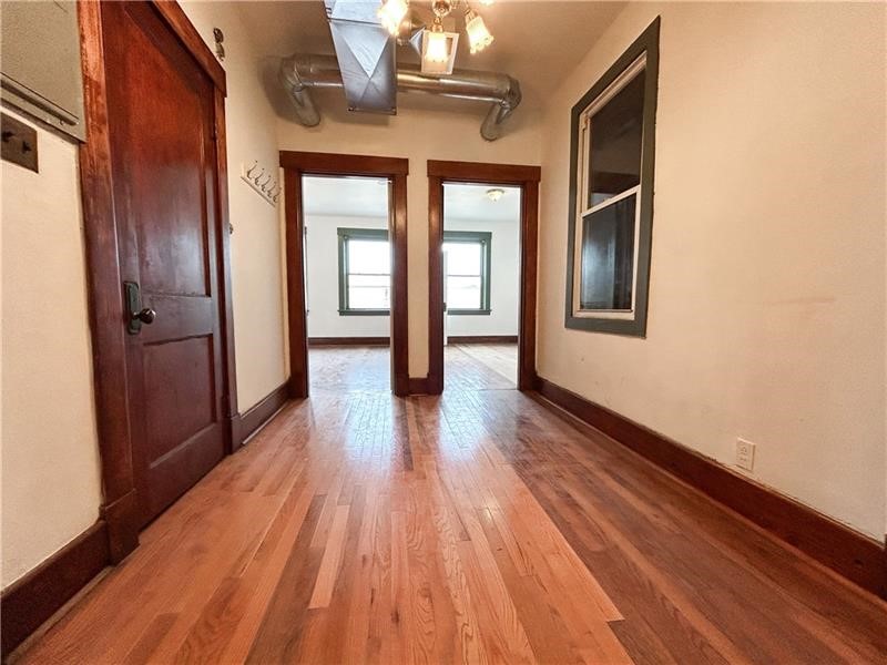 219 Brownsville Rd — photo 8