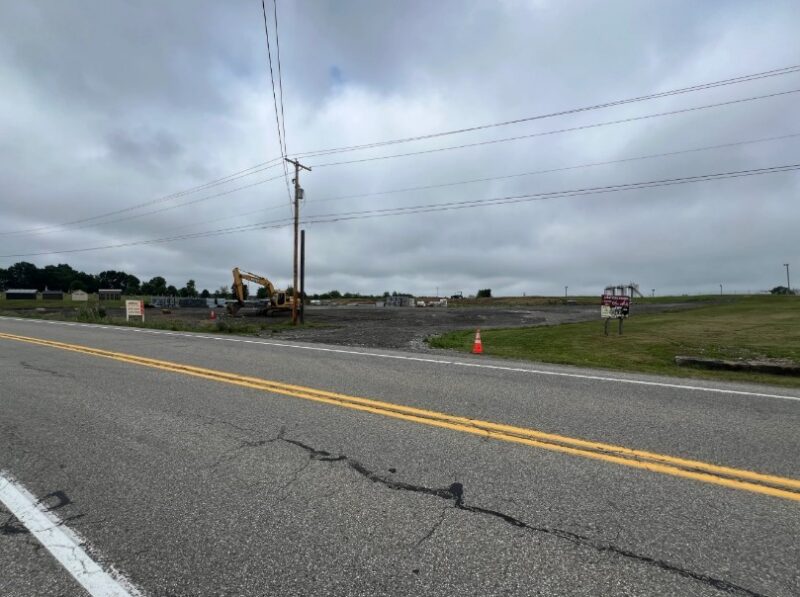00 Perry Hwy — photo 5