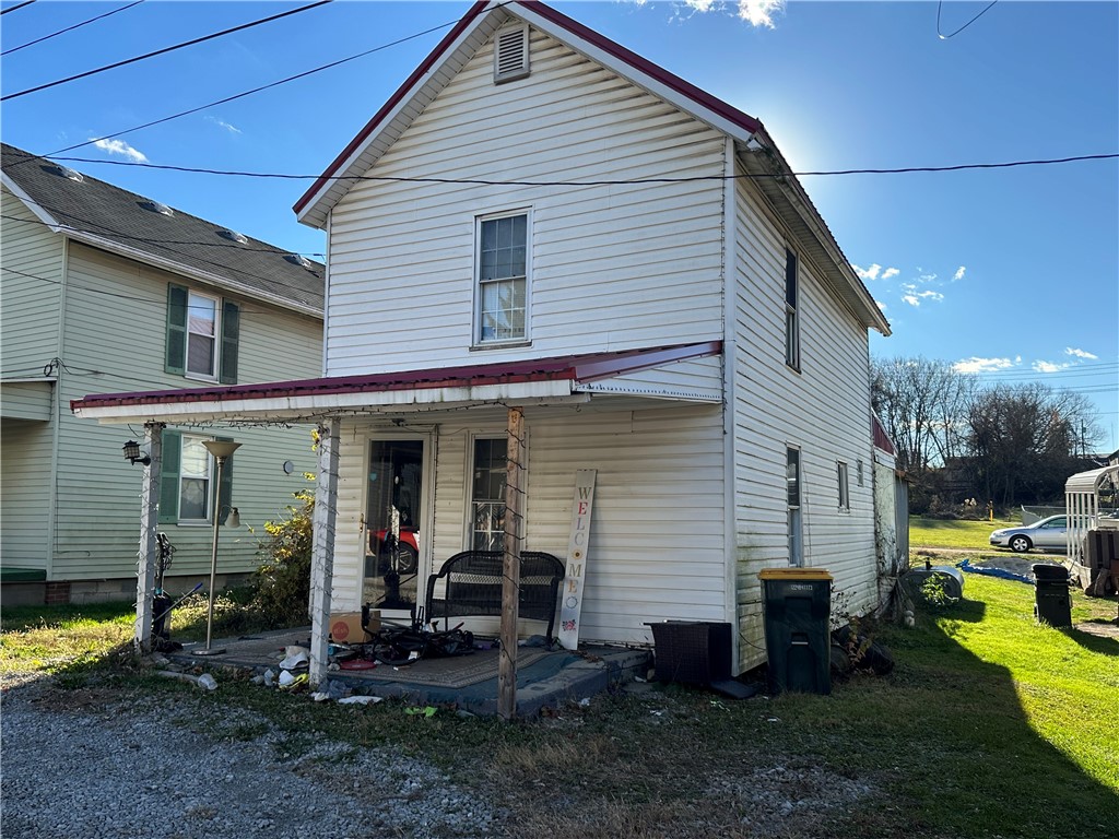 425 Somers Street — photo 1